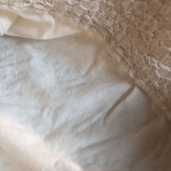 Soft Cream Lace Over Lining Shorts for Summer or Vacation! Pom Pom Hem 32… - Picture 7 of 17